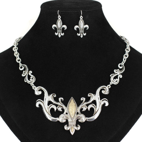 Fleur de Lis Necklace Set